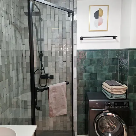 Kochanowskiego6 Center *